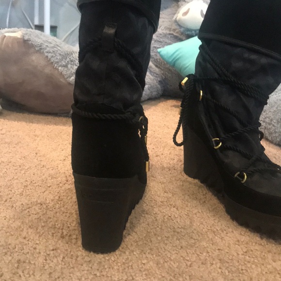 Coach heeled boots - Picture 3 of 4